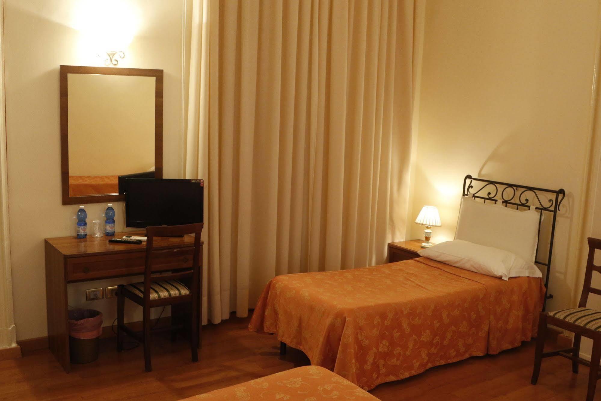 San Michele Inn Catania Bagian luar foto