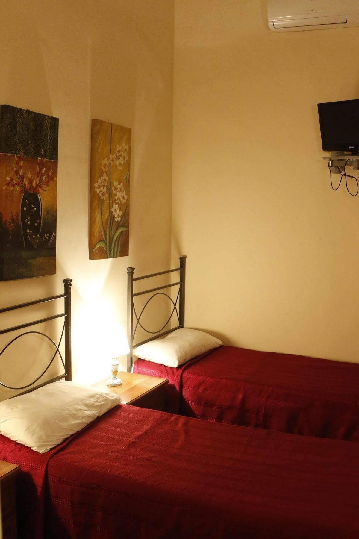 San Michele Inn Catania Bagian luar foto